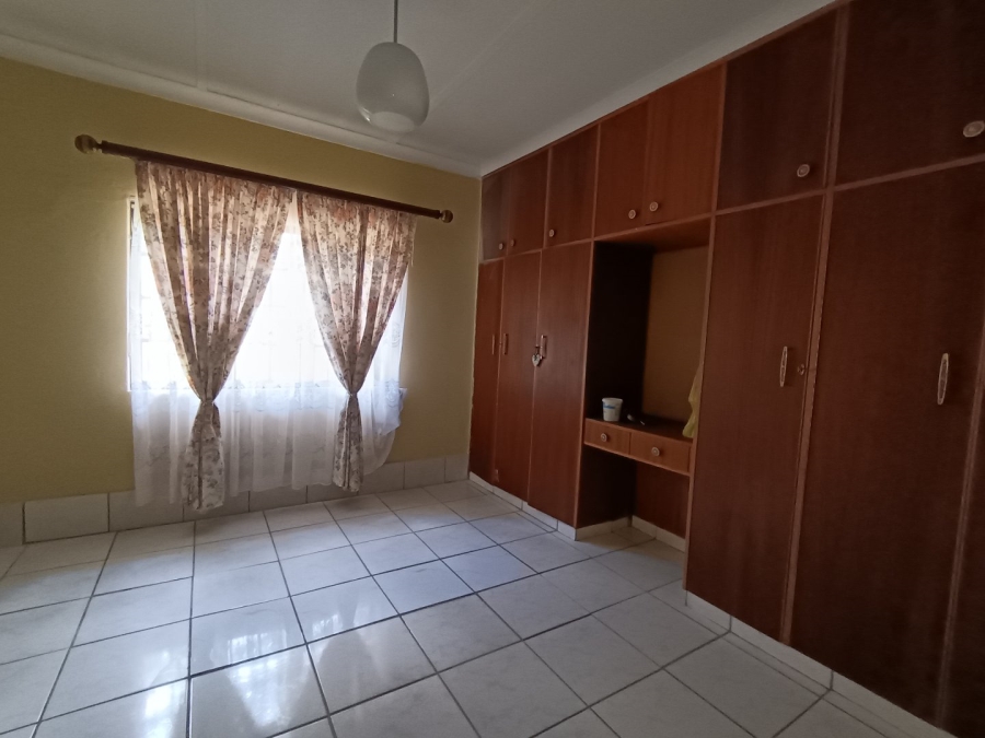 5 Bedroom Property for Sale in Hospitaalpark Free State